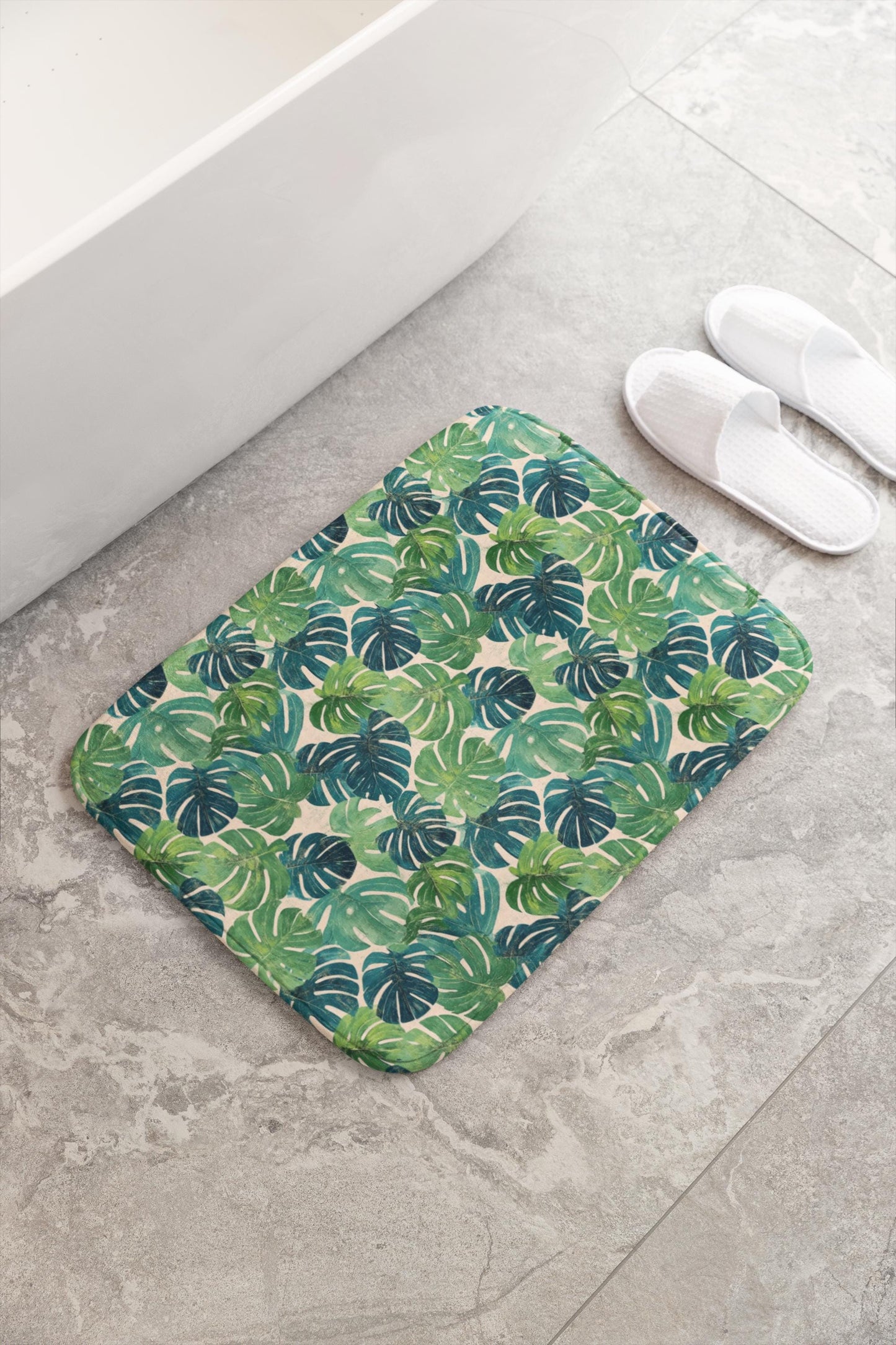 Monstera Leaf Bath Mat – Tropical Green Bathroom Rug