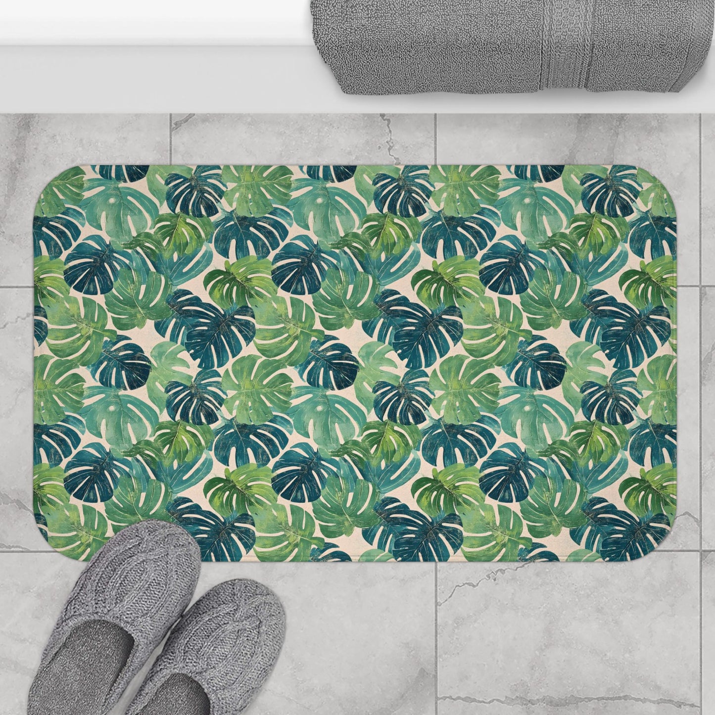 Monstera Leaf Bath Mat – Tropical Green Bathroom Rug