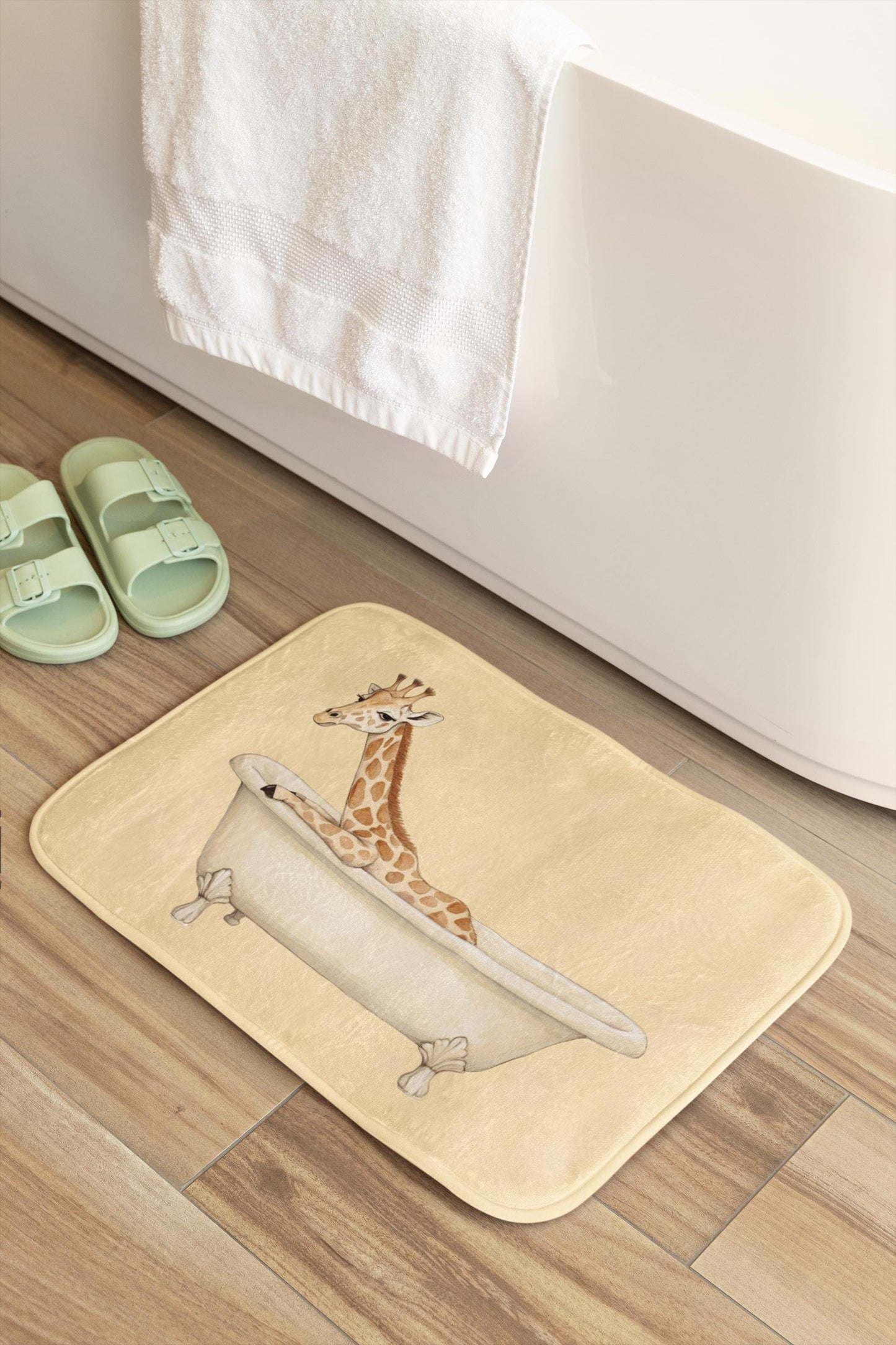Giraffe Bath Mat – Safari Animal Bathroom Rug