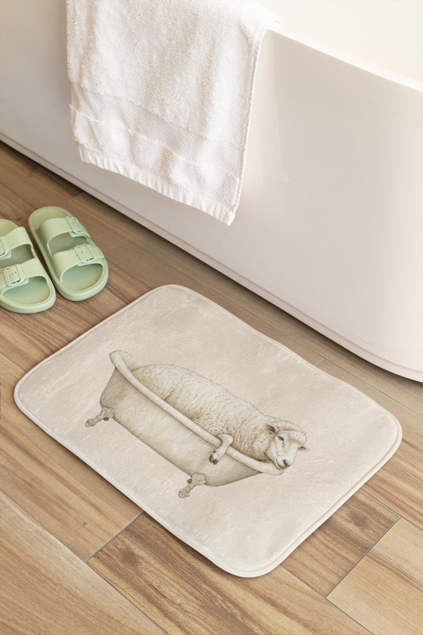 Sheep Bath Mat – Cozy Farm Animal Bathroom Rug