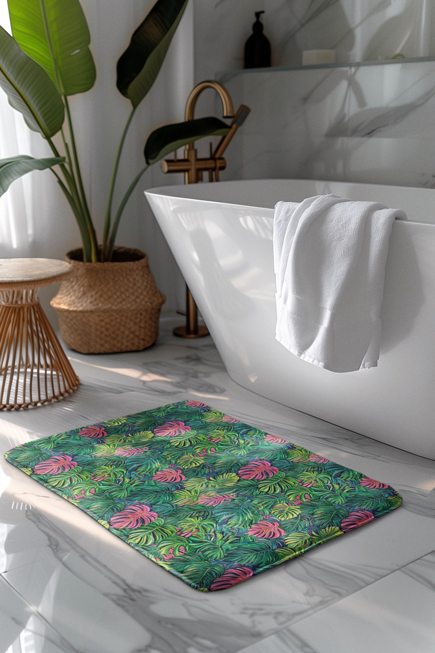 Tropical Leaf Bath Mat - Monstera Bathroom Rug Colorful Jungle Decor