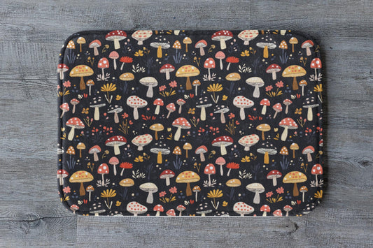 Mushroom Bath Mat – Whimsical Cottagecore Bathroom Rug