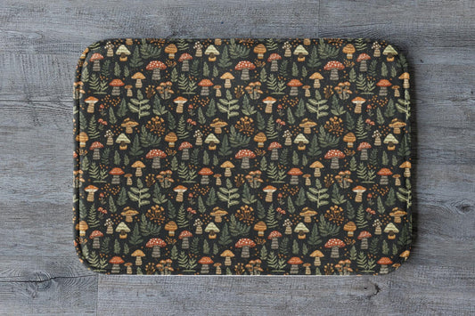 Dark Mushroom Bath Mat – Woodland Toadstool Rug