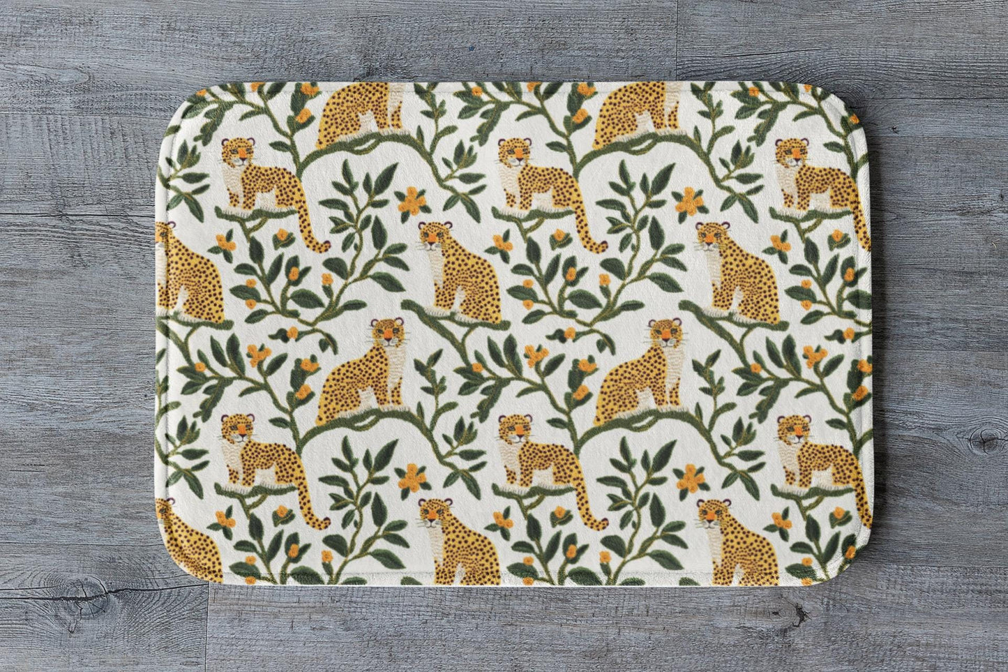 Leopard Bath Mat – Chic Animal Print Bathroom Rug