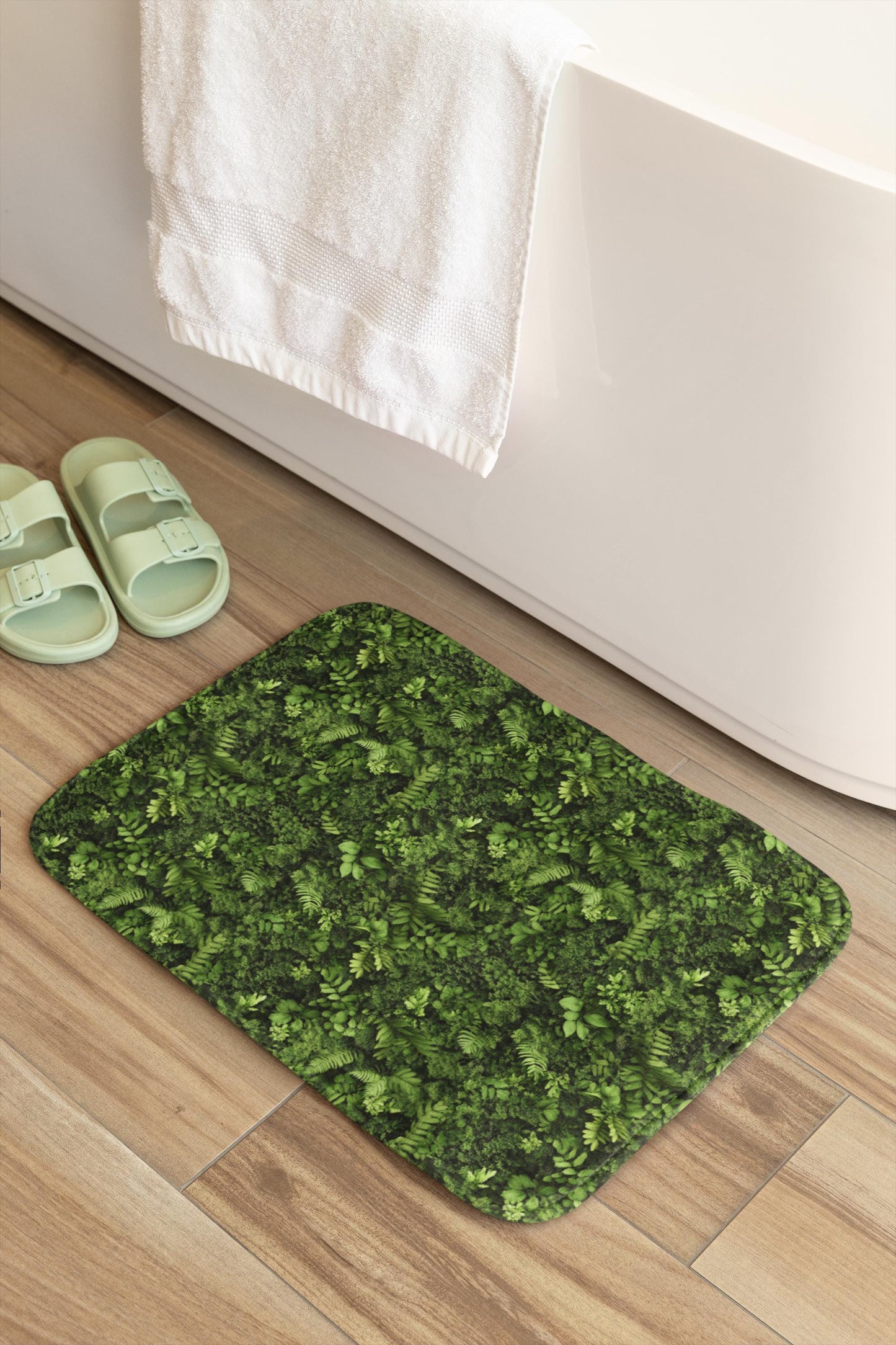 Moss Bath Mat – Green Botanical Bathroom Rug with Nature Design