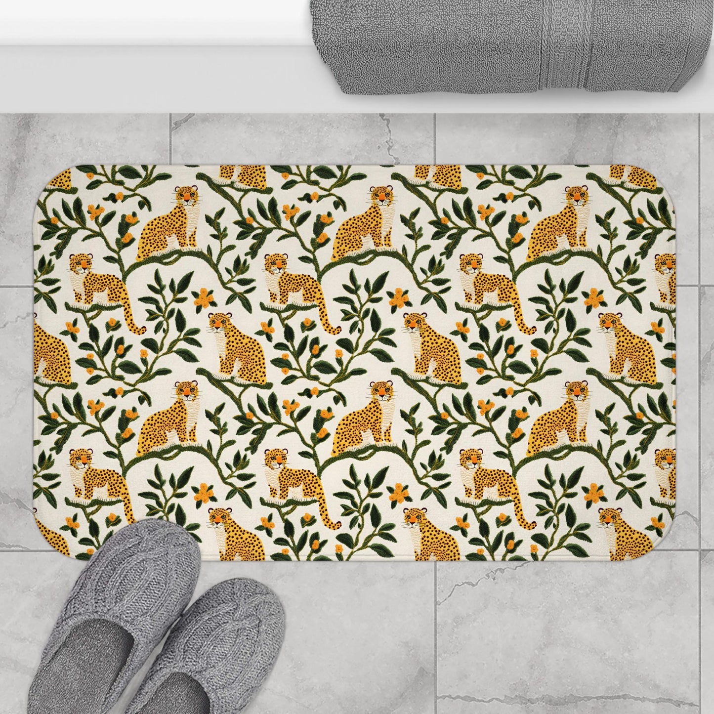 Leopard Bath Mat – Chic Animal Print Bathroom Rug
